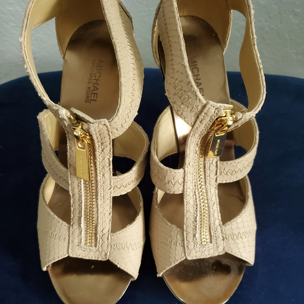 Michael Kores...Mk... Like New... Worn Twice - Gem